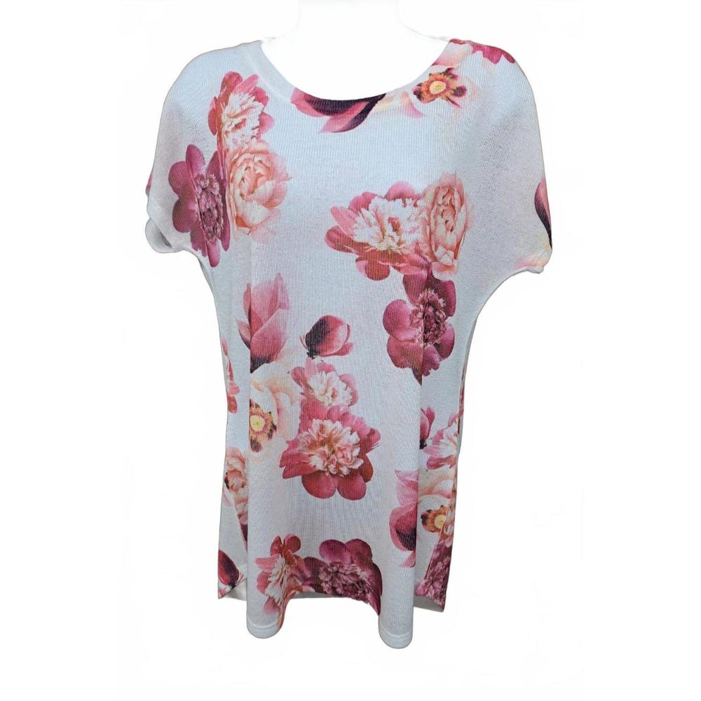 NEW AVERY APPAREL women's light floral short sleeve in multicolor